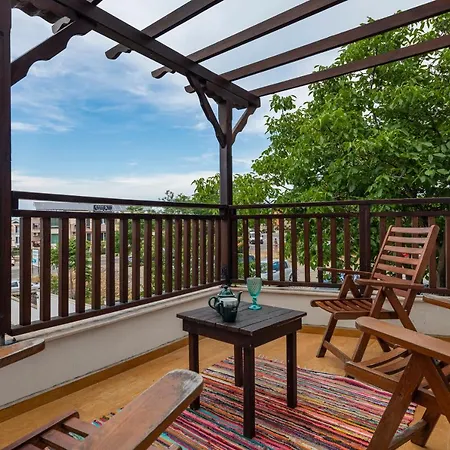 Cherry Gasthuis Sozopol